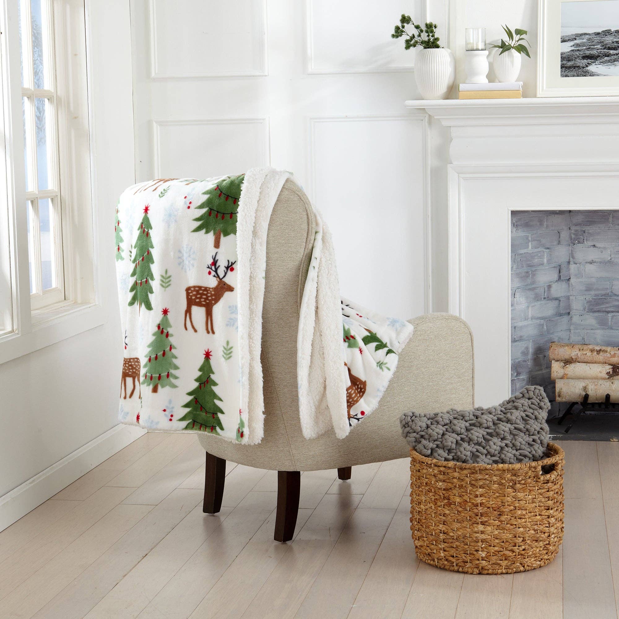 BH Collective - Wholesale Throw Blanket - Throw Blanket - Holiday Printed Sherpa - Eve Collection12