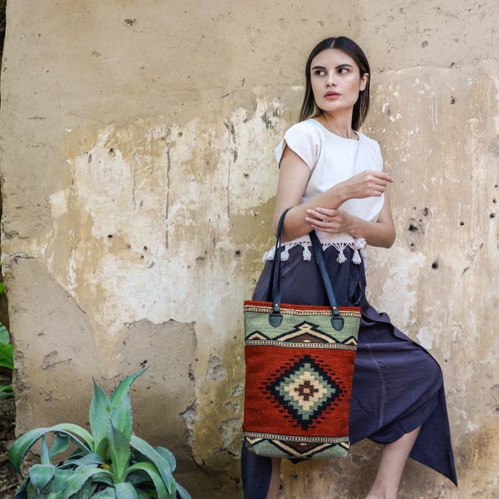 AMASOUK - Wholesale Tote Bag - Women's - Adobe + Azul Bucket Tote