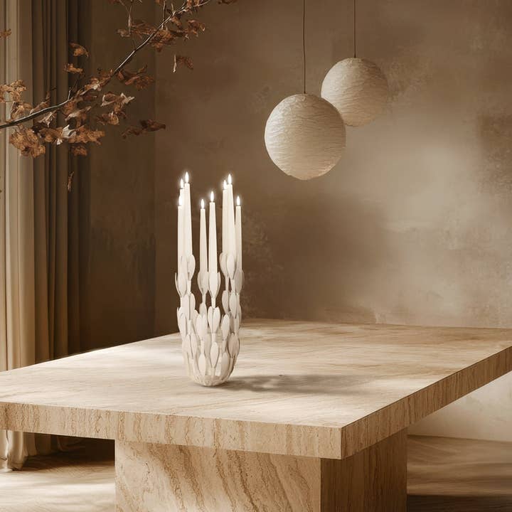 Branch and Wick - Wholesale Candle Holder - Ivory Taper Candle Holder Tulip Design For 8 Taper Candles