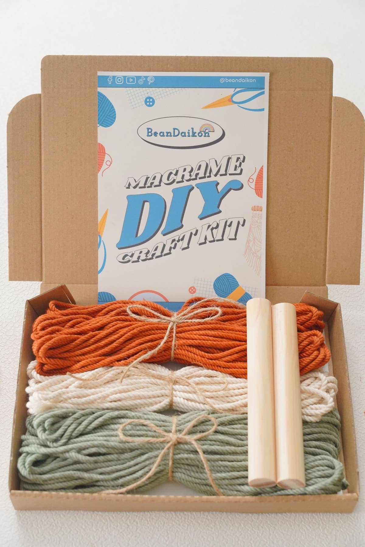 BeanDaikon - Vendita all'ingrosso Kit per lavoretti fai da te - Kit artigianale da appendere a parete in mini macramè K1711