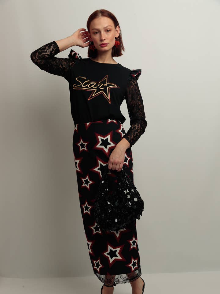 T-shirt da donna Rita Star Fugaz per la vendita all'ingrosso da parte di Chill&Buy