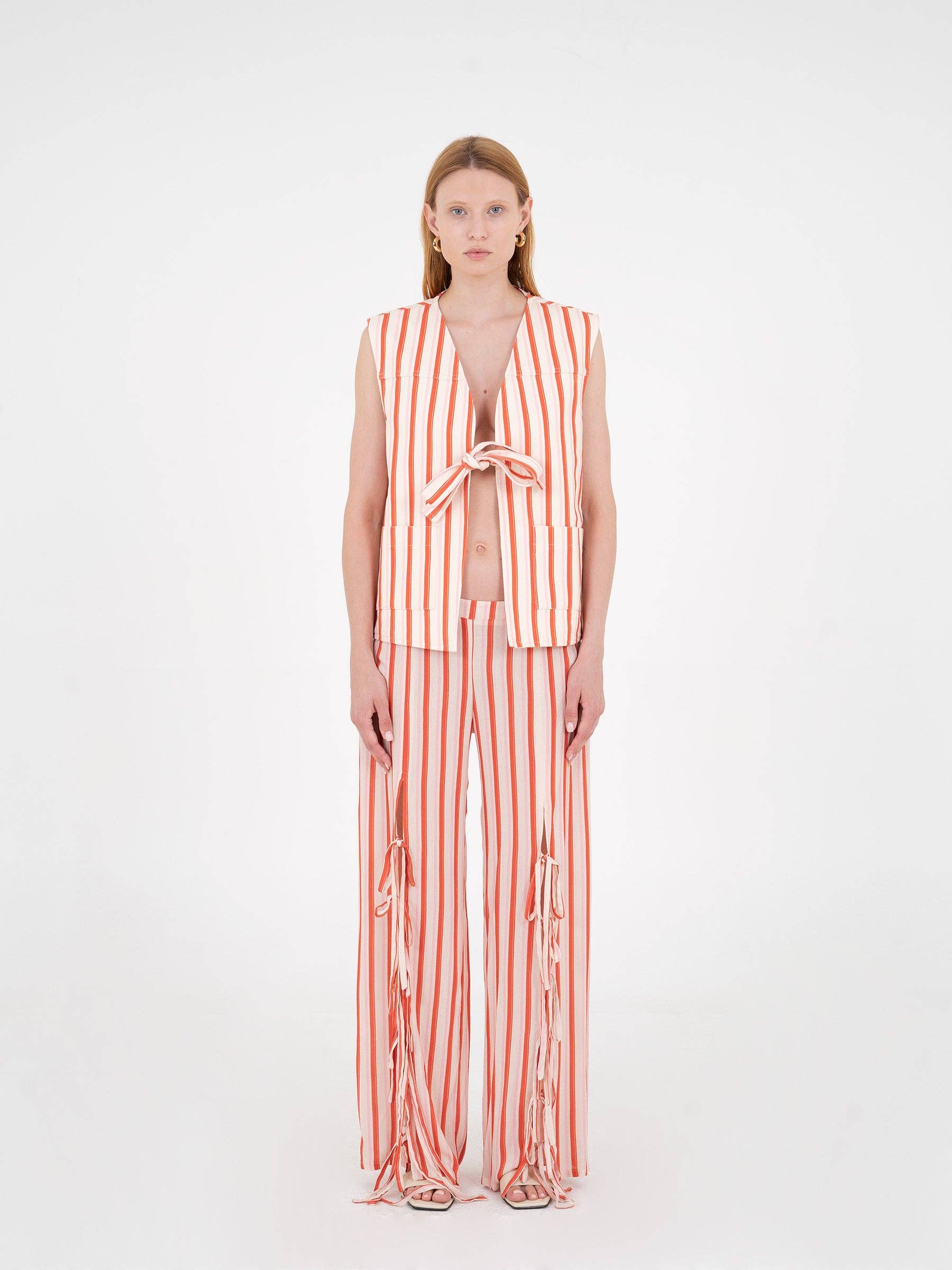 CARMEN SAYS - Wholesale Pants - Women's - Zinnia Red Striped Printed Pants1