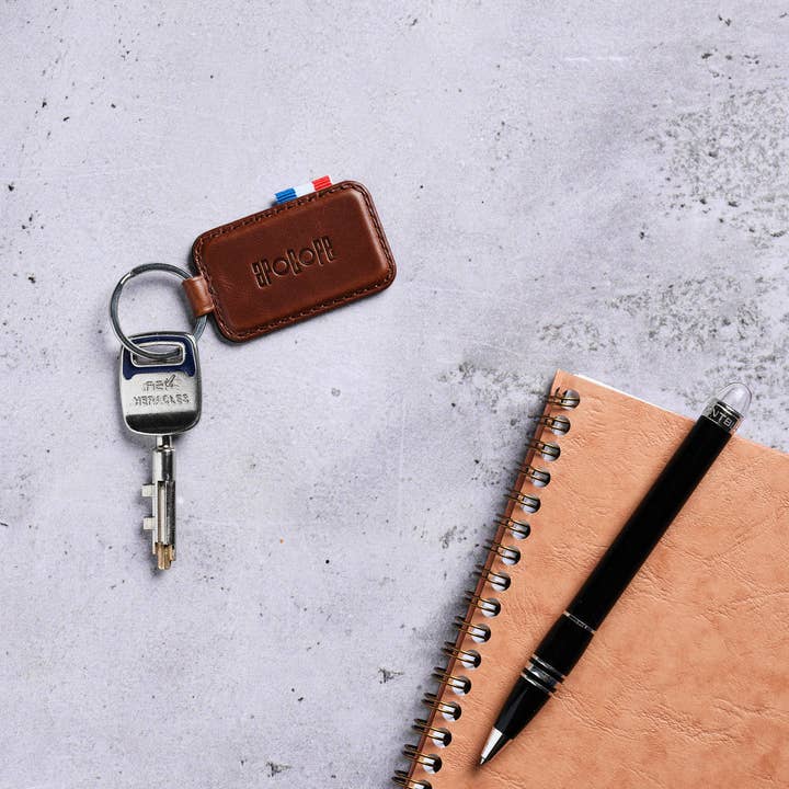 apocope.paris - Wholesale Keychain - Unisex - LUDO - Patinated leather keychain - Chocolate1