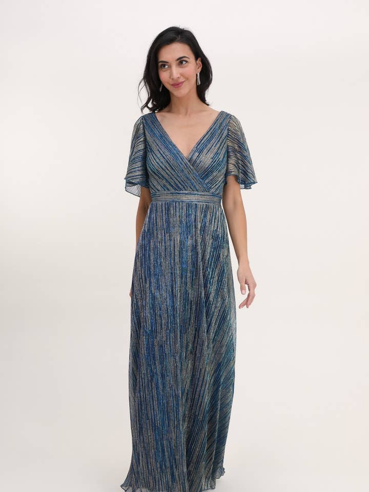 Robe de soirée col V avec petites manches et col R1882 pour la vente par Lautinel