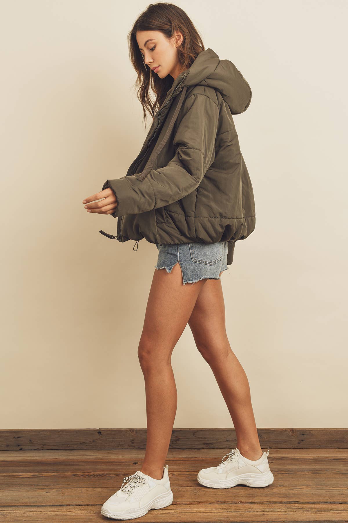 Dress Forum - Vente Doudoune – femme - Doudoune à capuche avec cordon de serrage FJ442428