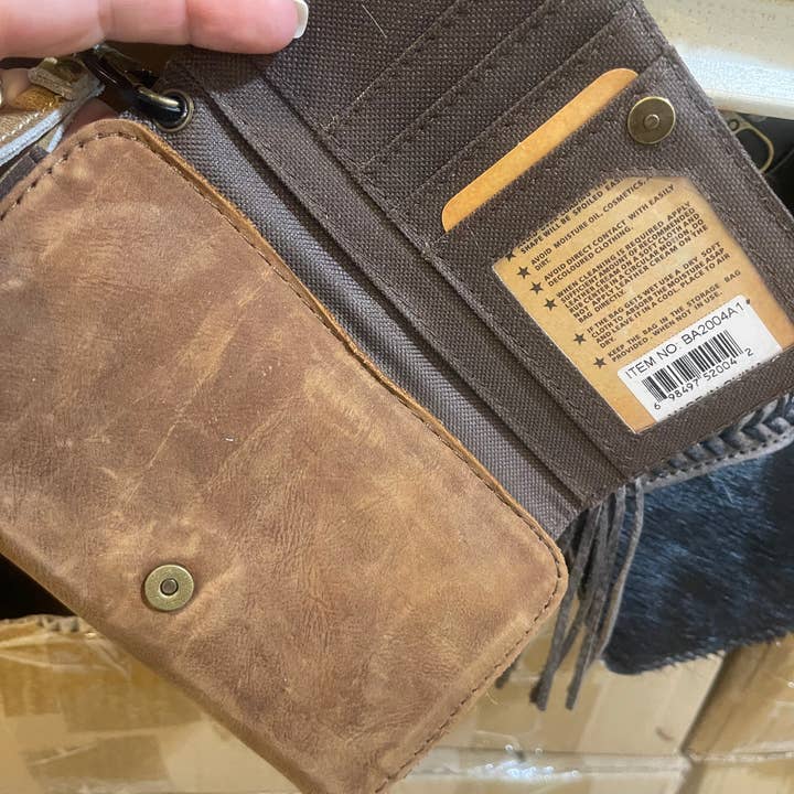 Broads Market - Venta al por mayor Bolso muñequera - Cartera muñequera de piel de vaca trenzada1