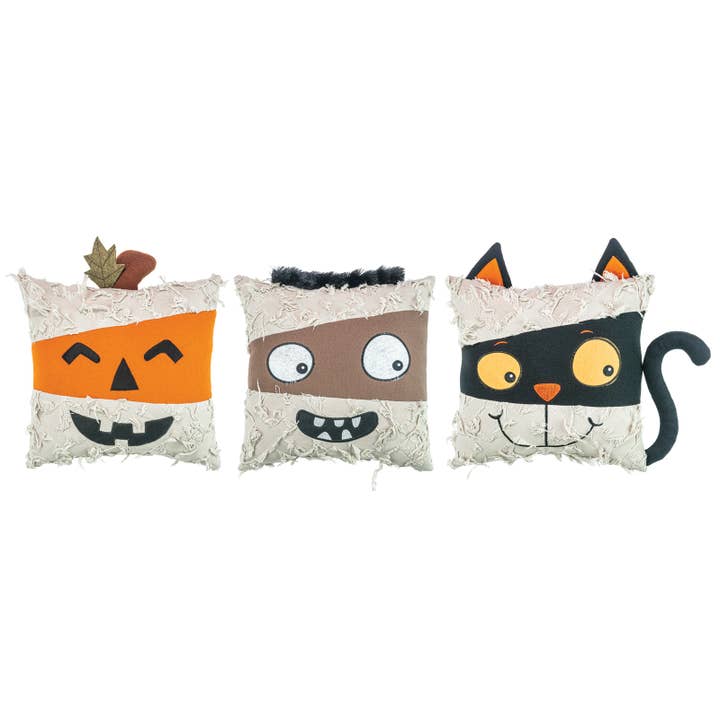 Coussin Amis Farfelus d'Halloween - 3 Assortis pour la vente par Hanna's Handiworks
