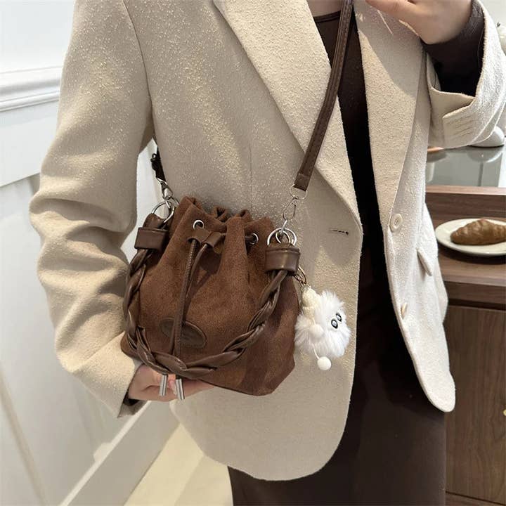 BBTOHOUSE - Wholesale Shoulder Bag - Women's - Fashion Drawstring Solid Color Large Capacity Single Shoulder Bucket Bag