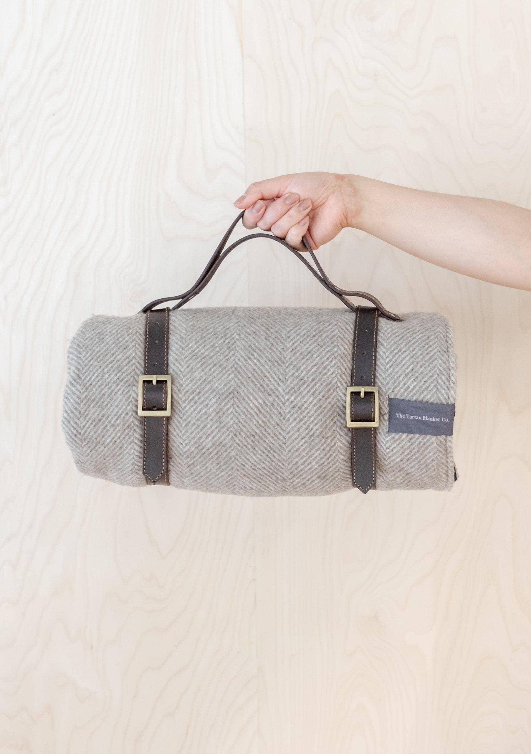 TBCo - Wholesale Picnic Basket - Leather Picnic Carrier1