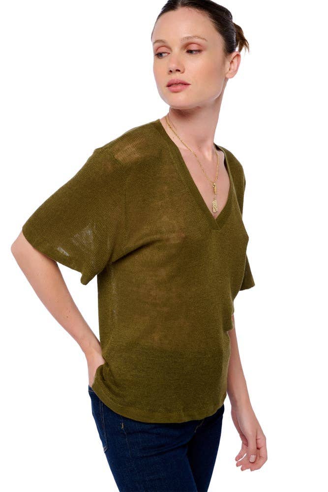 APOIL Cashmere – wholesale Stickad topp - Dam – Golfspelare1