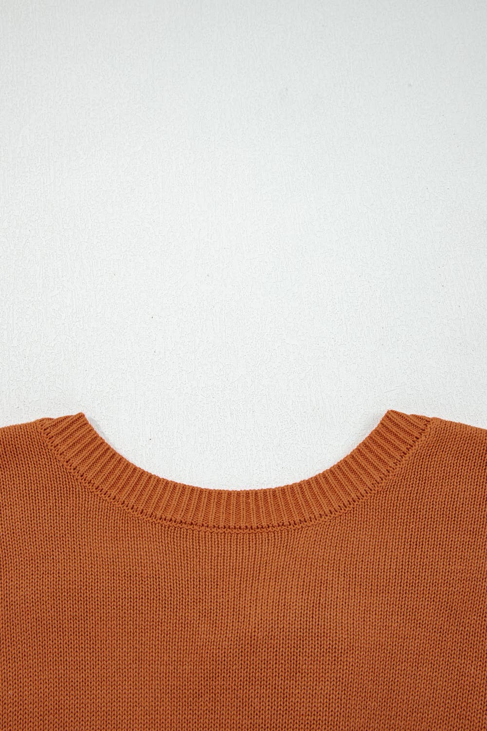 Marron Pull uni orange à épaules tombantes avec bordure côtelée (S-XL) en vente sur Faire4
