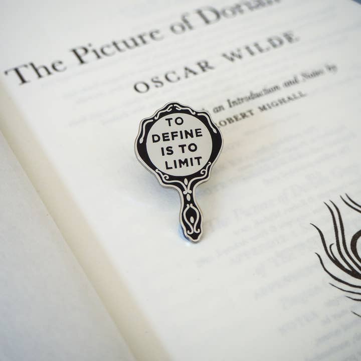 LiteraryEmporium - Wholesale Lapel Pin/Button - The Picture of Dorian Gray Enamel Pin Badge - Gothic Mirror