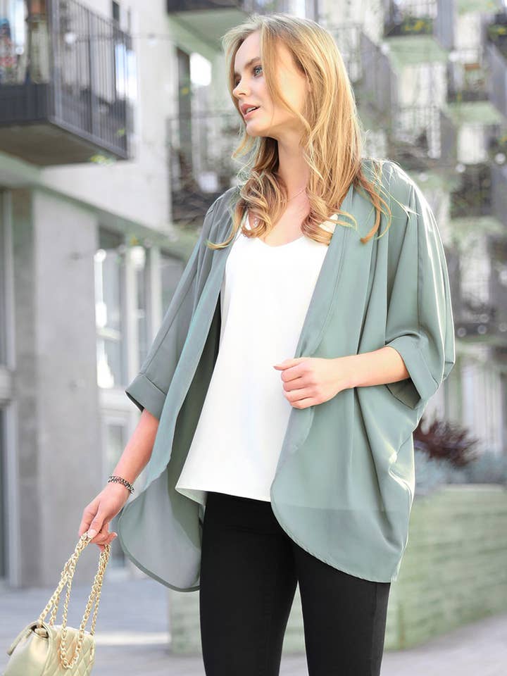 .. SI-15836 Kimono-Strickjacke aus Chiffon mit Schulterfalten für den Großhandel von 42POPS