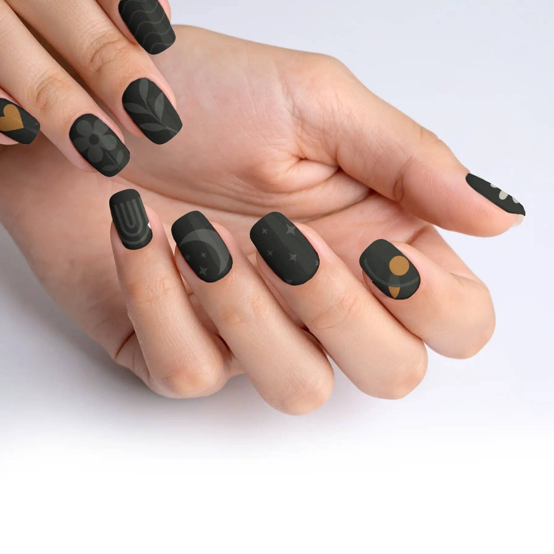 FYNE BODY - Wholesale Press-on/fake nails - Midnight Sunbeam Black Summer Press-On Nails64