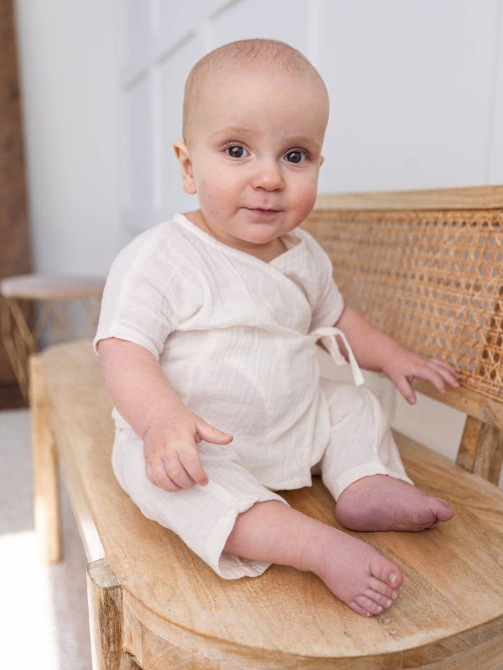 Conjunto de Top y Pantalón Sólido de Doble Gasa en Blanco Roto para venta al por mayor de Yo Baby