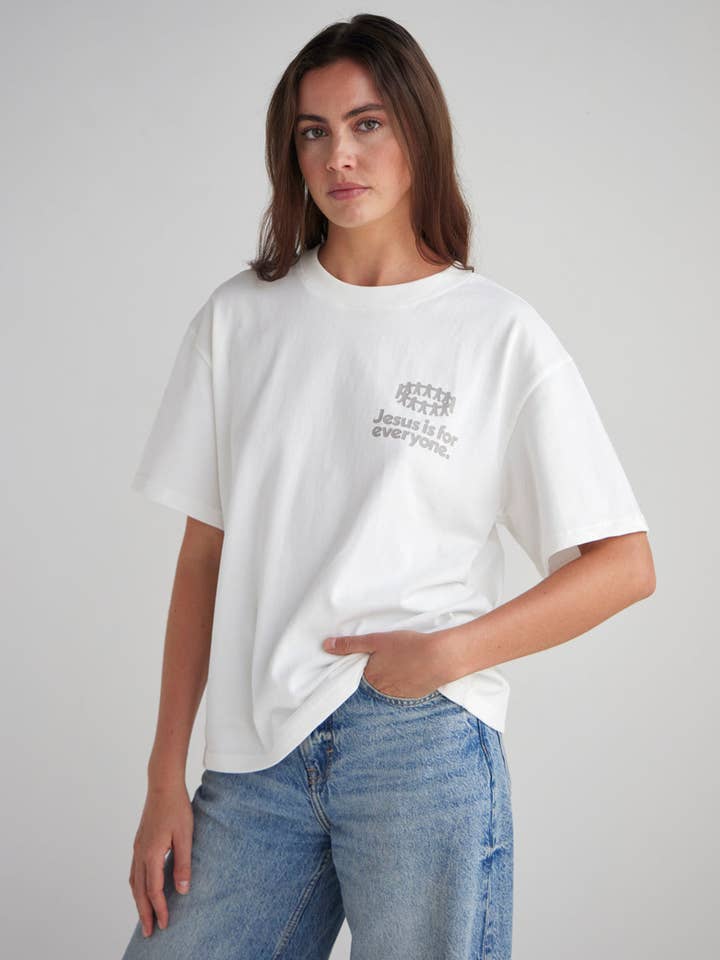 Camiseta de Peso Pesado "Jesús es para Todos" para venta al por mayor de Elevated Faith