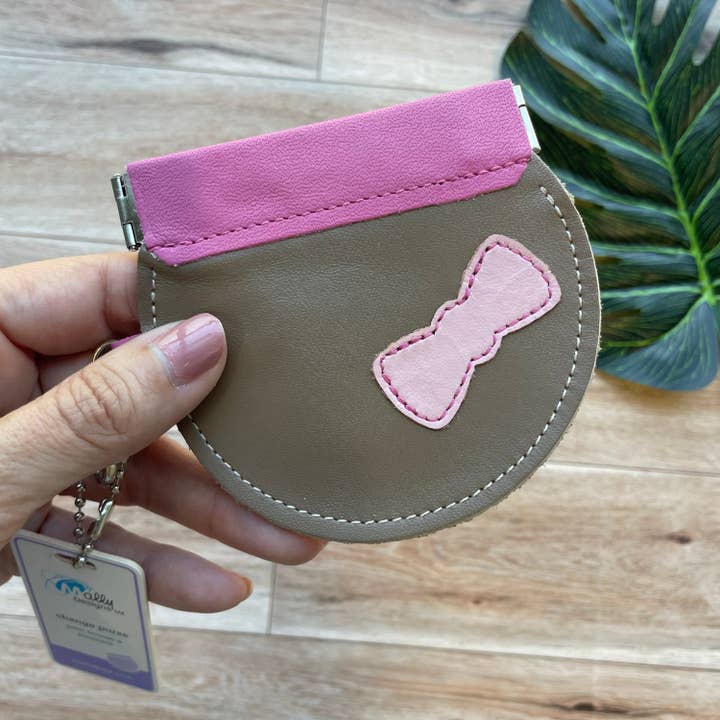 Leather Pinch Purse Coin Purse, Round, Pink with Bow Design for wholesale by Mally Designs