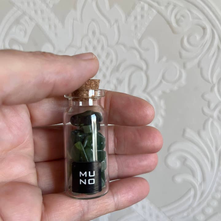 Muno - Wholesale Spiritual Stone/Crystal - Mini Glass Bottle with Semi Precious Gemstones Gift Crystal3