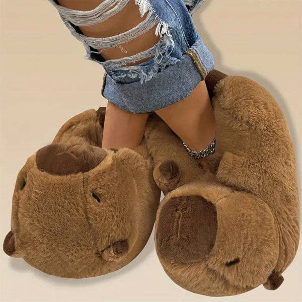 Showcase - Wholesale Slippers - Women's - Capybara Plush Fluffy Animal Slippers1
