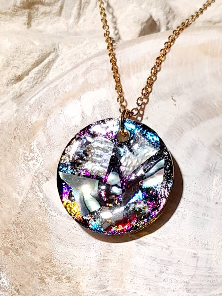 Abalone och guld kedja skydd halsband. för wholesale av Lily César