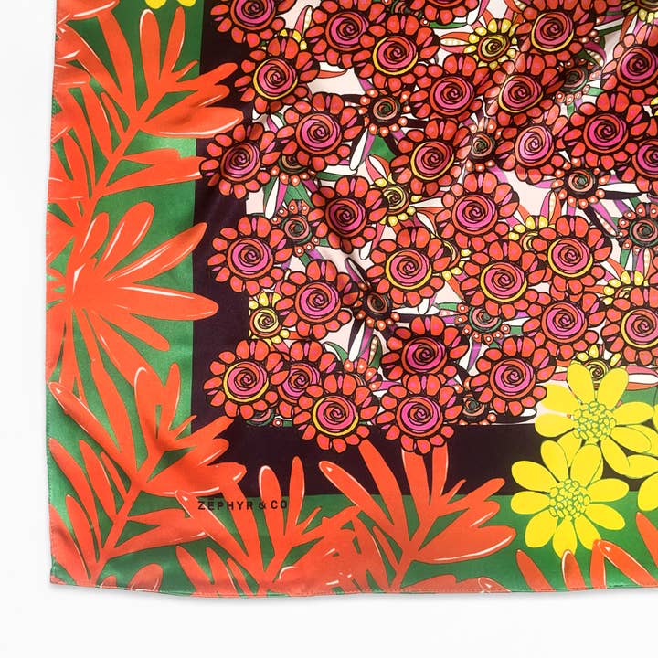 Sun pattern silk scarf for wholesale by Zéphyr And Co