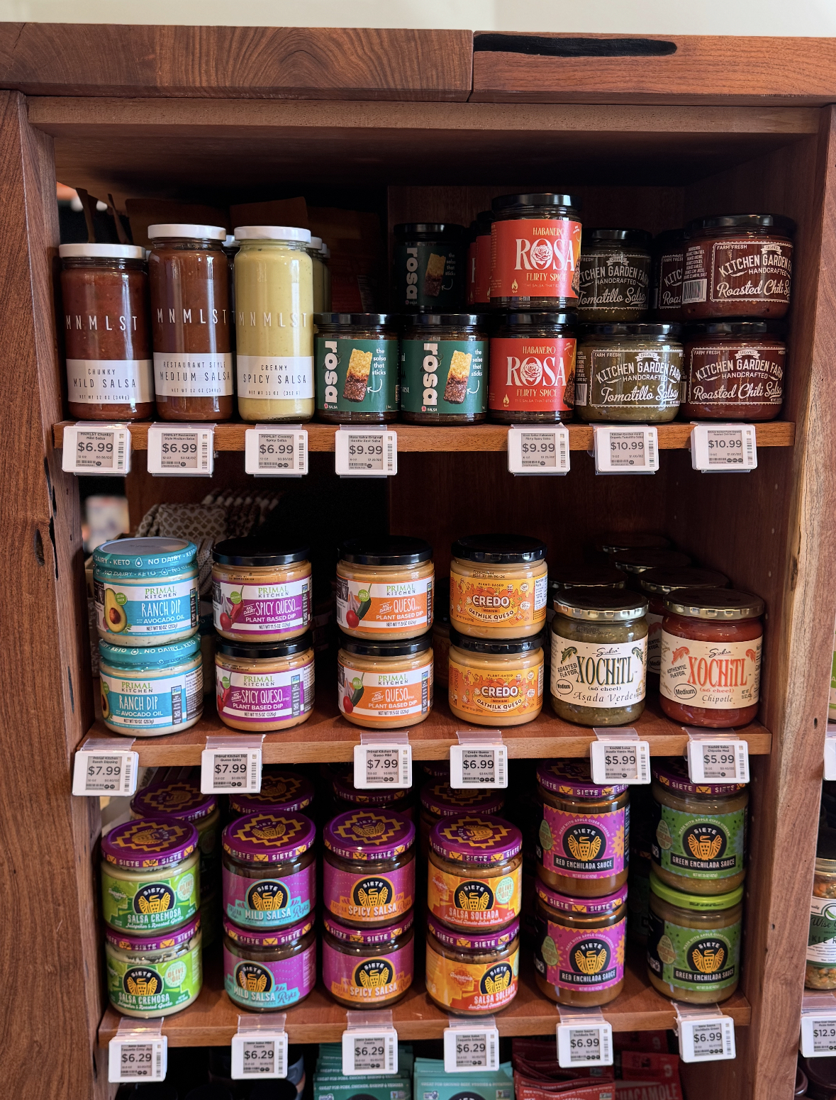 MNMLST - Wholesale Salsa - Creamy Spicy Salsa1