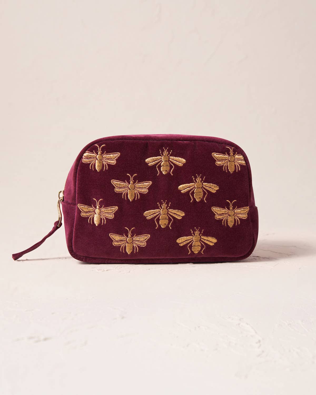 Elizabeth Scarlett Ltd – wholesale Make-up/cosmetic bag – Honey Bee Makeup Bag8