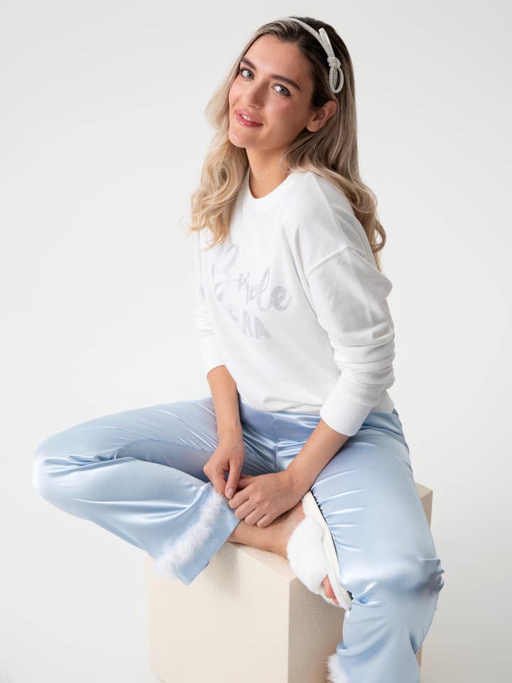 Shiraleah - Wholesale Graphic Sweatshirt - Women's - "BRIDE ERA" SWEATSHIRT, IVORY3