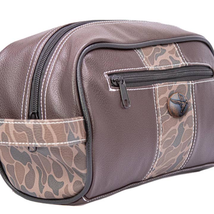 Zep-Pro - Wholesale Toiletry Bag - Men's - Mallard Brown Pebble Old School Camo Men's Toiletry Dopp Bag.1