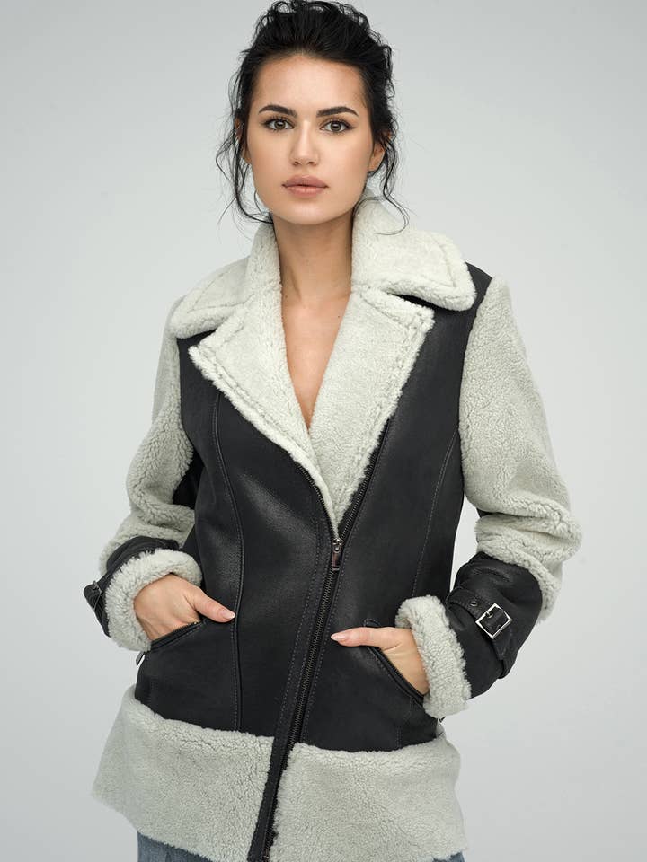 A&A Vesa – Großhandel Pelz-/Kunstpelzmantel – Damen – Mantel aus natürlichem Lammfell für Damen 20441