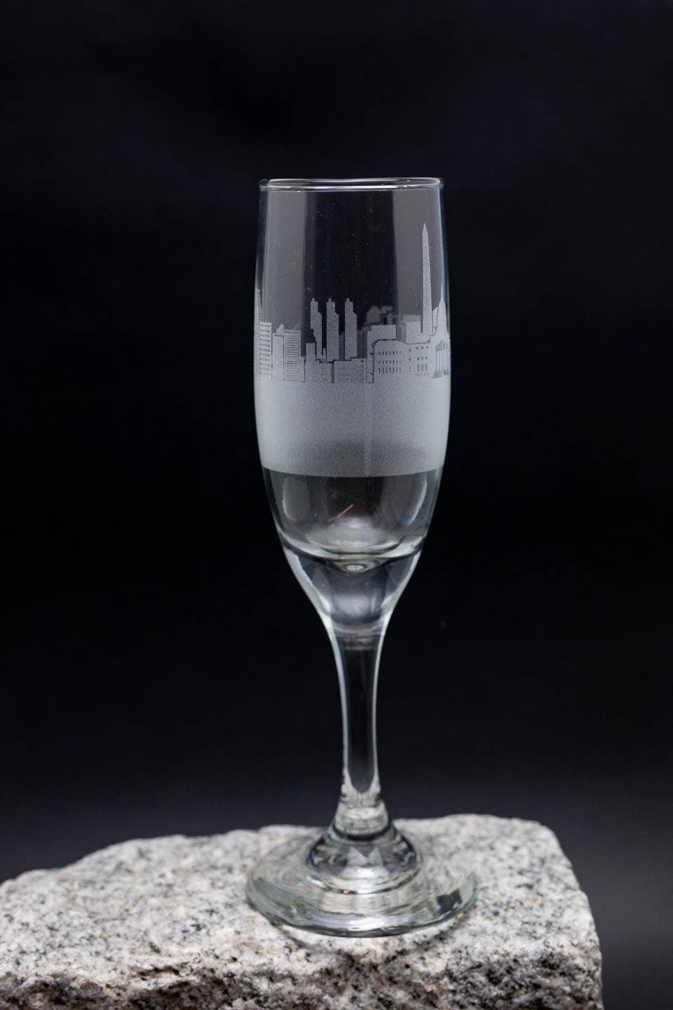 Urban & Etched – wholesale Champagne flute – Buenos Aires, Argentina, Skyline Champagne Flute Barware3
