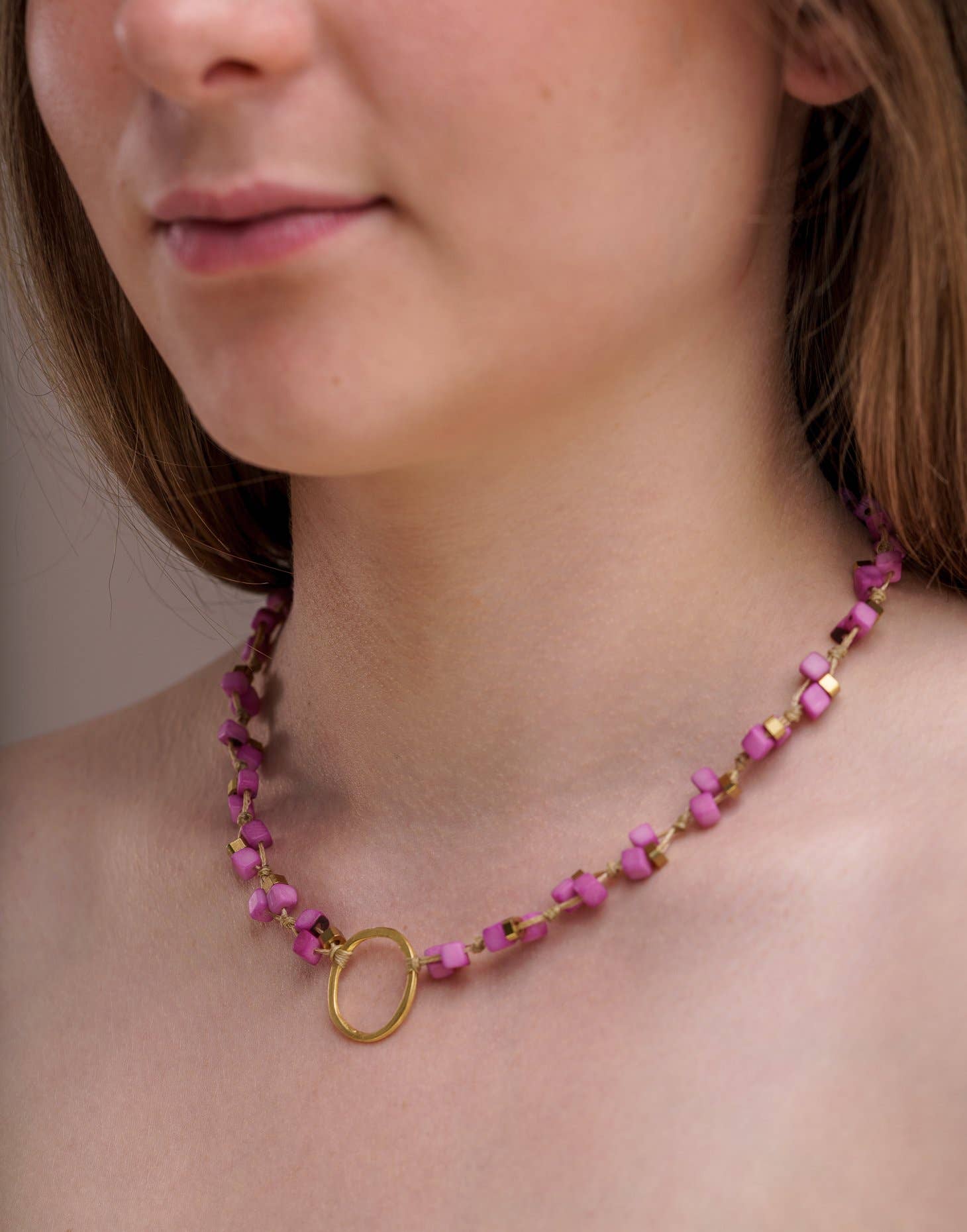 Pretty Pink Eco-Jewellery - Venta al por mayor Collares de cuentas/perlas - Collar Dainty Tagua0