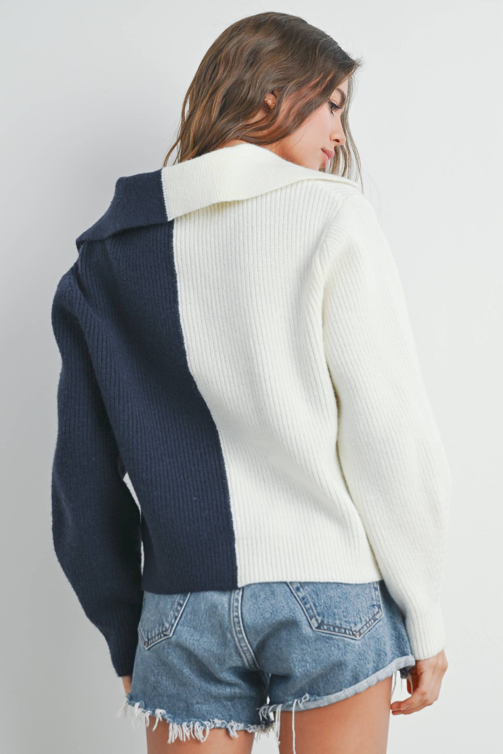 IVORY NAVY Two Tone V-Neck Cardigan - BMW7390 for wholesale on Faire9