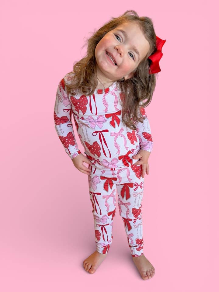 RESERVA AHORA CONJUNTO DE SUEÑO BE MINE BOWS para venta al por mayor de Dream Big Little Co.