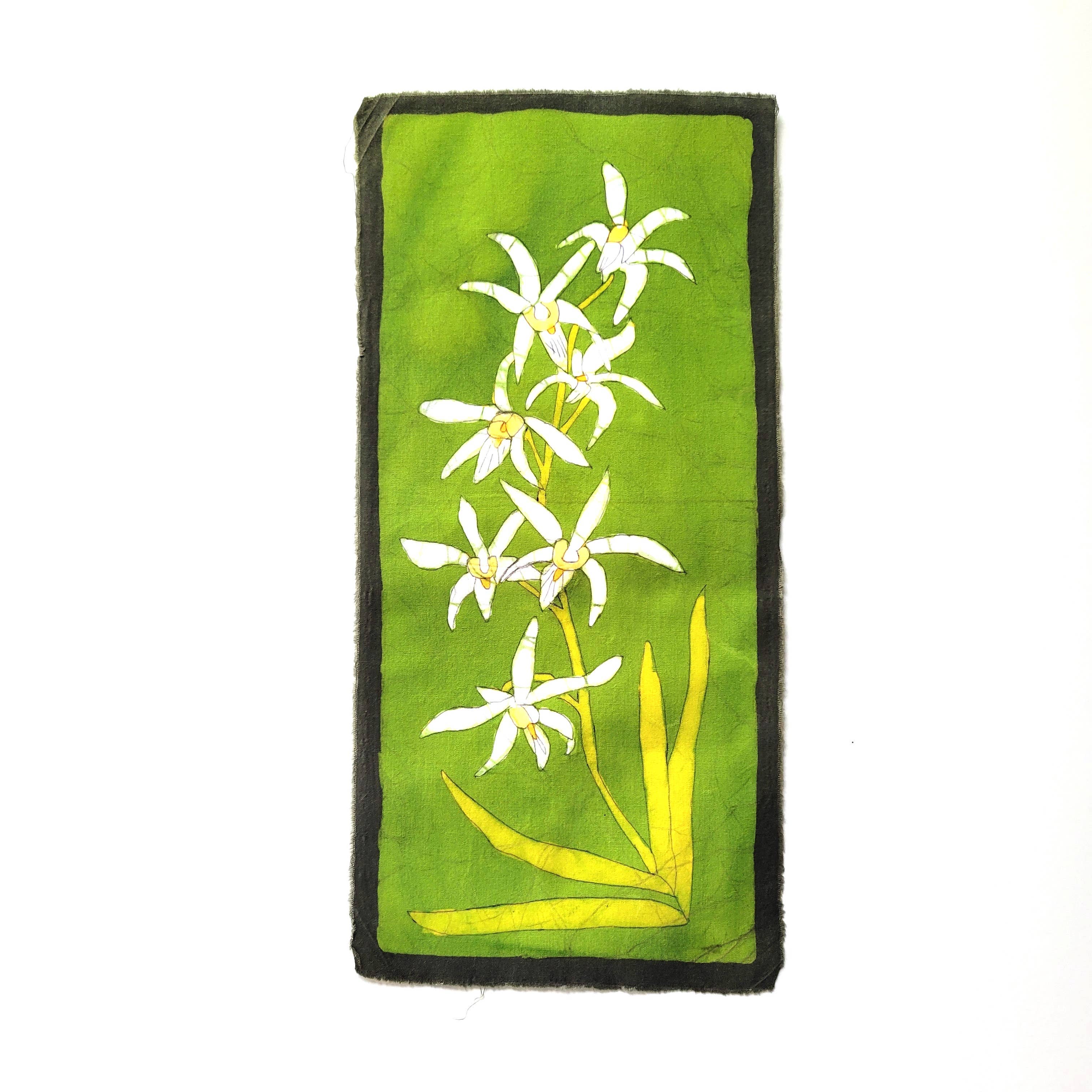 Eclectic Woodchuck - Wholesale Tapestry/Textile - Batik Dakl White Flower Wall Art0