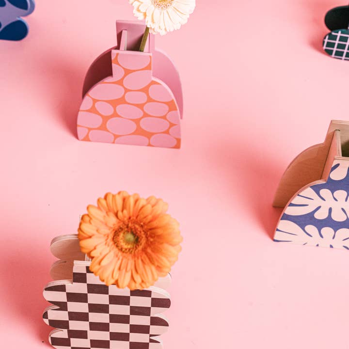 milin - Wholesale Vase - Wooden vase, eclectic decor, fun vase for flowers CHECK MATE4