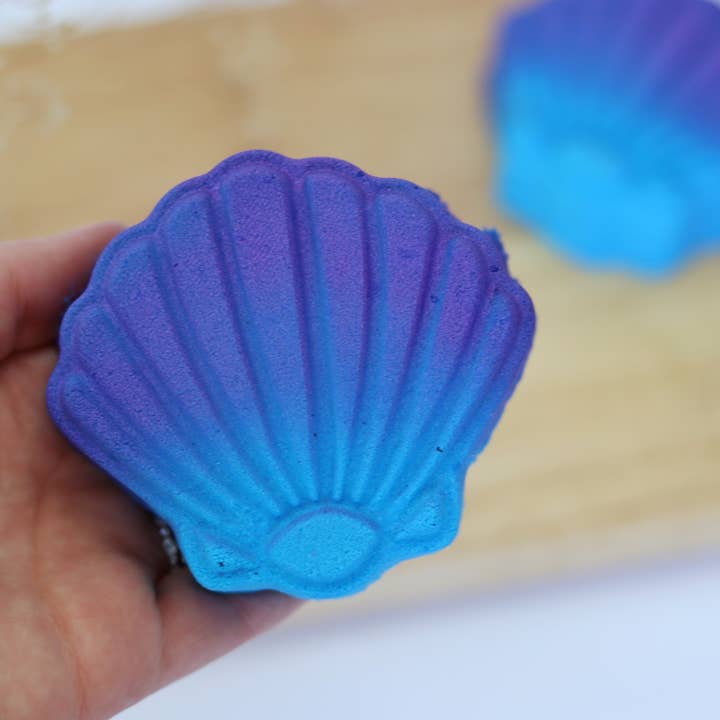 Sudsy Soap Works LLC - Wholesale Bath Bomb/Fizz - Seashell Bath Bomb1