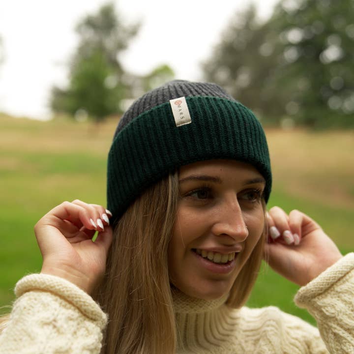 Mars Knitwear - Wholesale Beanie - Unisex - Seamless Lambswool Beanie 2.0 - Charcoal Tartan