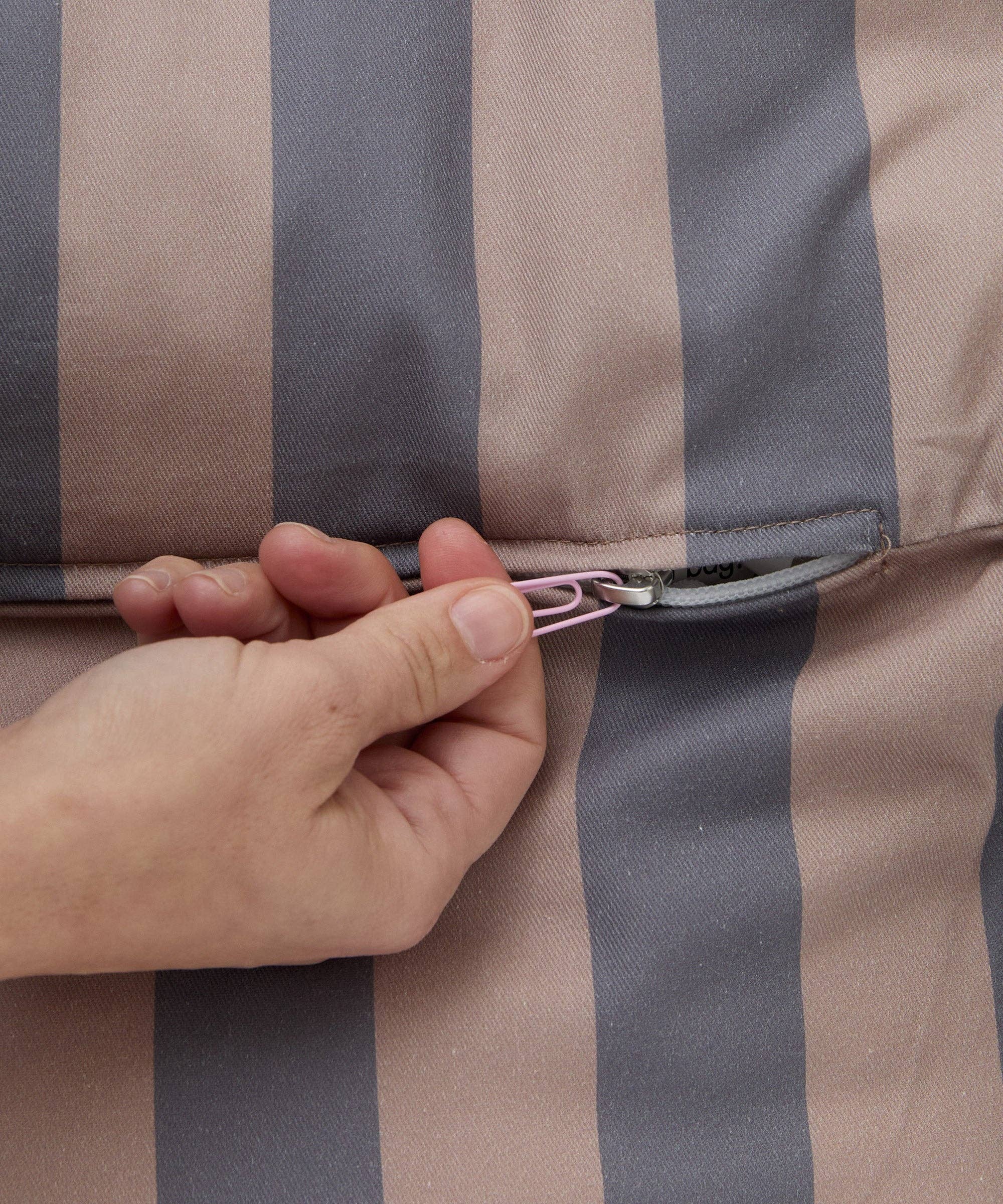 Philé – Engroshandel Liggestol - Baby – Stribet småbørnslænestol - Aubergine3