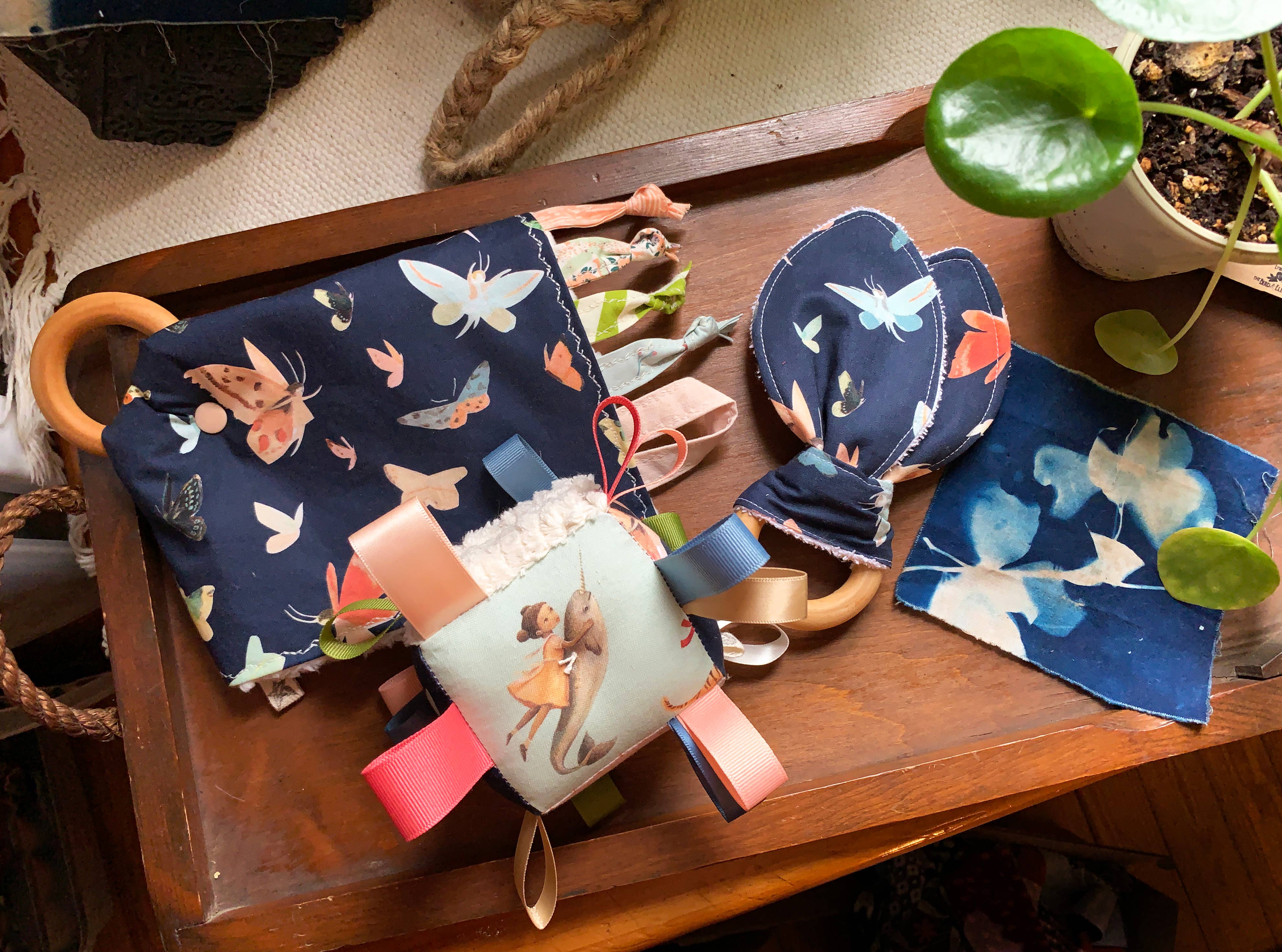 The Bird & Elephant - Vente Hochet mobile – bébé - Baby Block Animal Parade Fées Fille Cadeau5