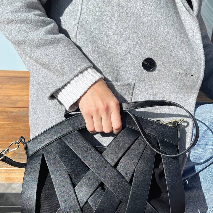 belle & bloom - Wholesale Crossbody bag – Women's - One More Night Crossbody Bag1