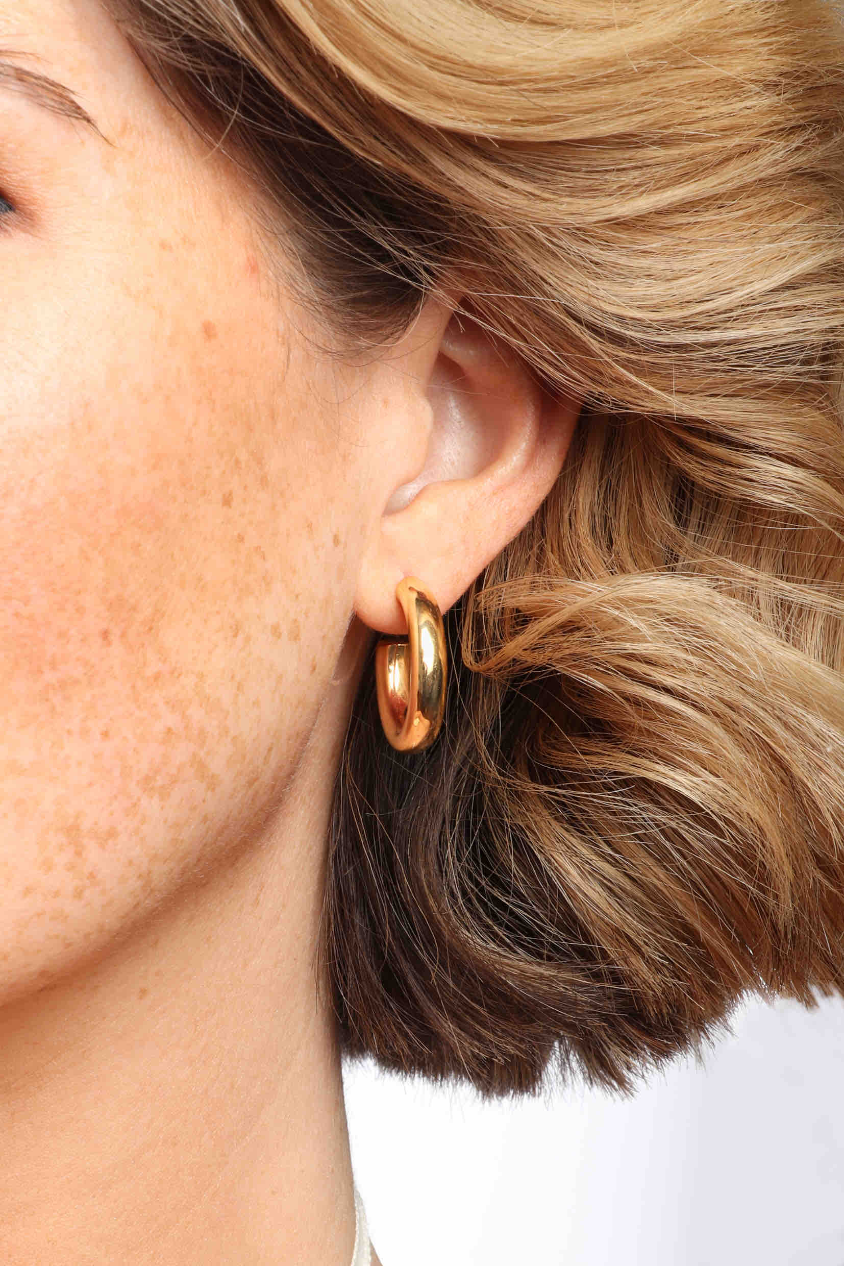 Marrin Costello - Wholesale Hoop Earrings - MICHAELA HOOPS 1"1