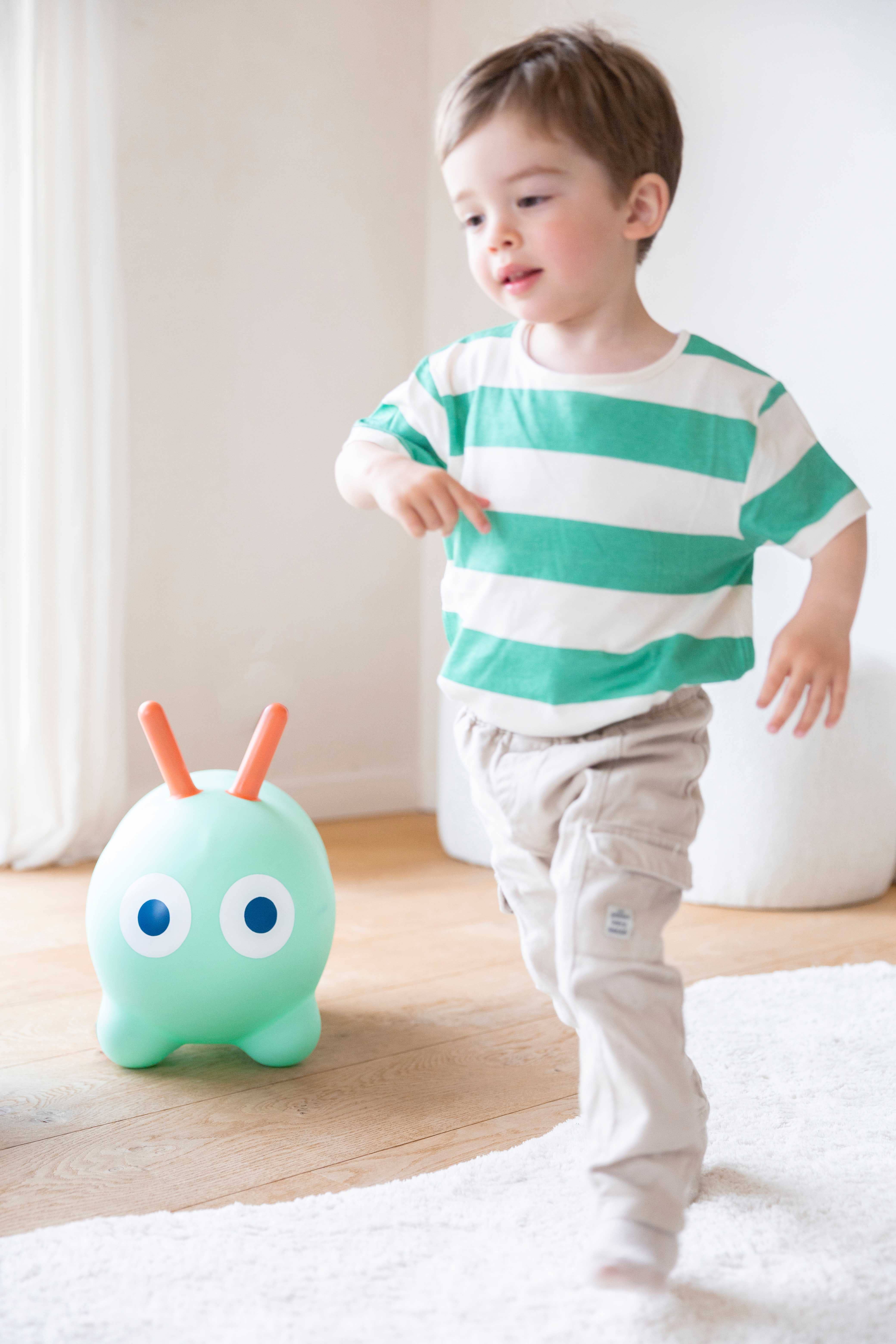 Quut Toys - Wholesale Inflatable Toy - Kids & Baby - Quut Skippi - A bouncy friend just for you! 13