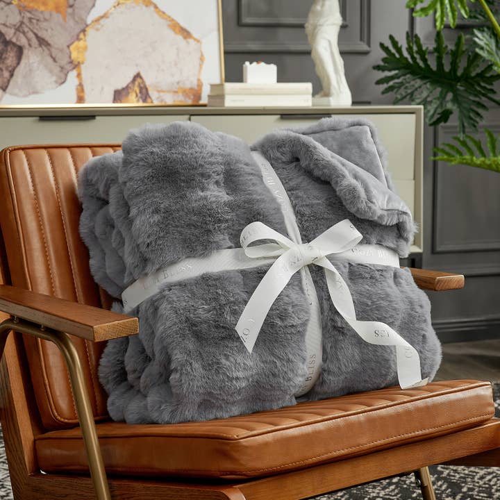 DreamValley - Wholesale Throw Blanket - CB Faux Fur Bubble Throw Blankets, Solid Color6