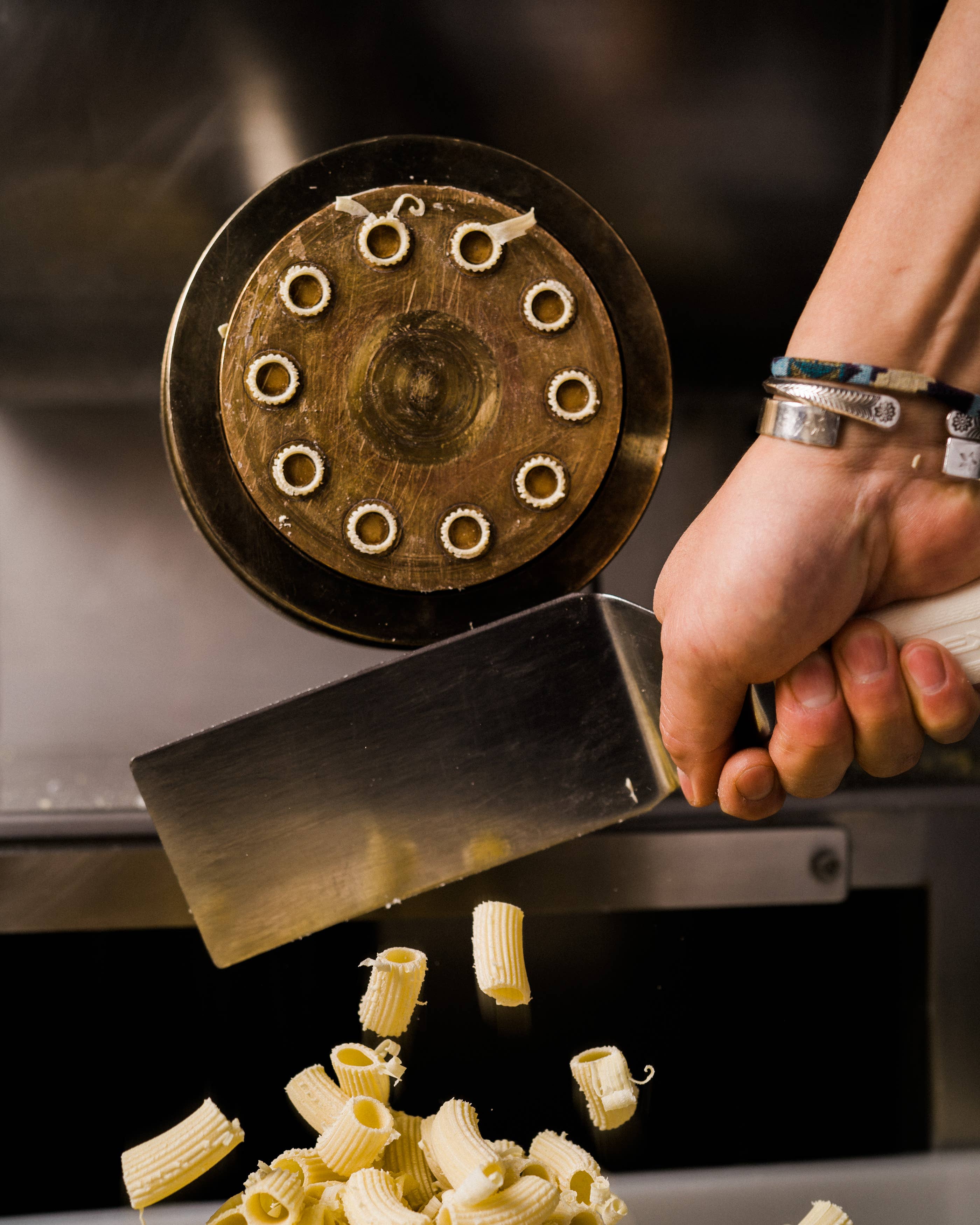 Seven Hills Pasta CO – wholesale Pasta – Traditionell Rigatoni1