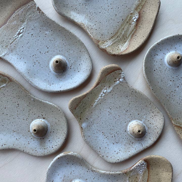 Spring + Vine - Vente Porte-encens - Plat à encens 〰️ Poterie artisanale 〰️ Céramique 〰️ Crackle1