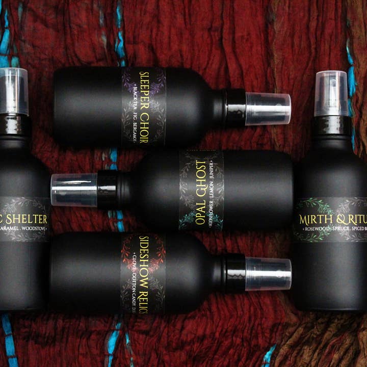 Effondrement en Douceur - Brume d'Ambiance - Vaporisateur de Parfum d'Intérieur pour la vente par Revelrie Arts