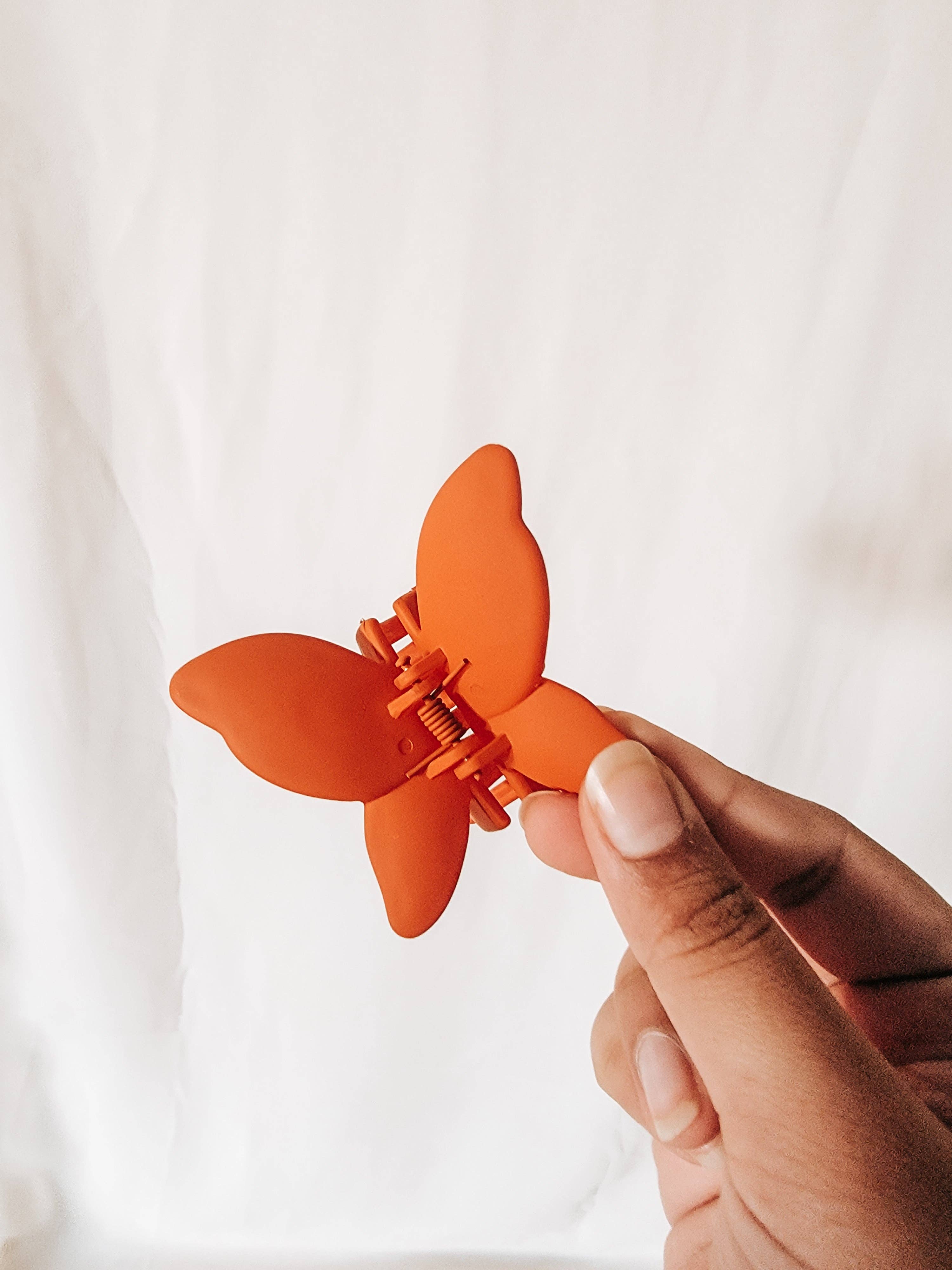 Infinery - Wholesale Hair Clip - Women's - Butterfly Claw Clip1