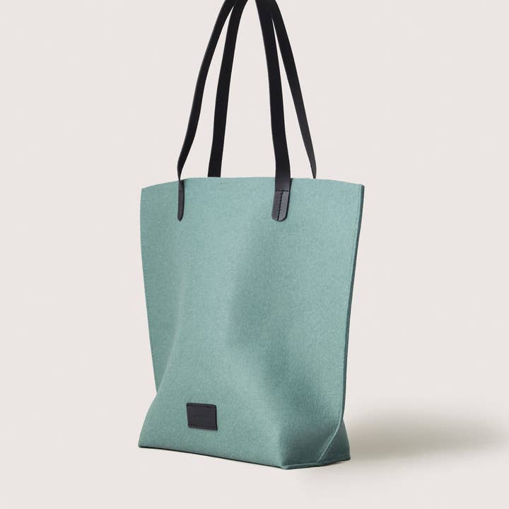 Graf Lantz - Wholesale Tote Bag - Women's - Hana Merino Wool Tote - Spruce Black1