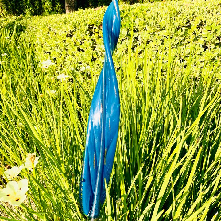ApricotMint - Wholesale Garden/Lawn Stake - Chihuly Inspired Handcrafted Art Glass Leaf and Garden Art S8
